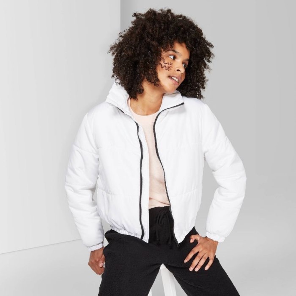 Women’s white puffer jacket